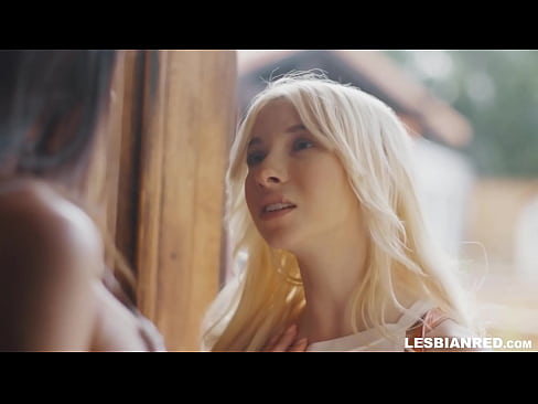 ❤️ Meisie kom 'n paar maande later by die huis en eet uiteindelik haar stiefma se poes Seksvideo op af.kassa-standupbar.ru ❌